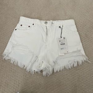 NWT Zara High Rise White Denim Shorts